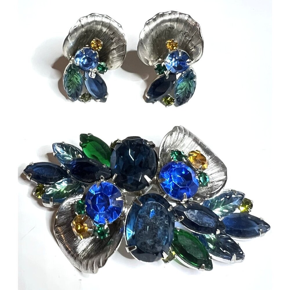 Juliana D&E Blue Green Rhinestones Brooch Earrings Set Molded Navettes #1748